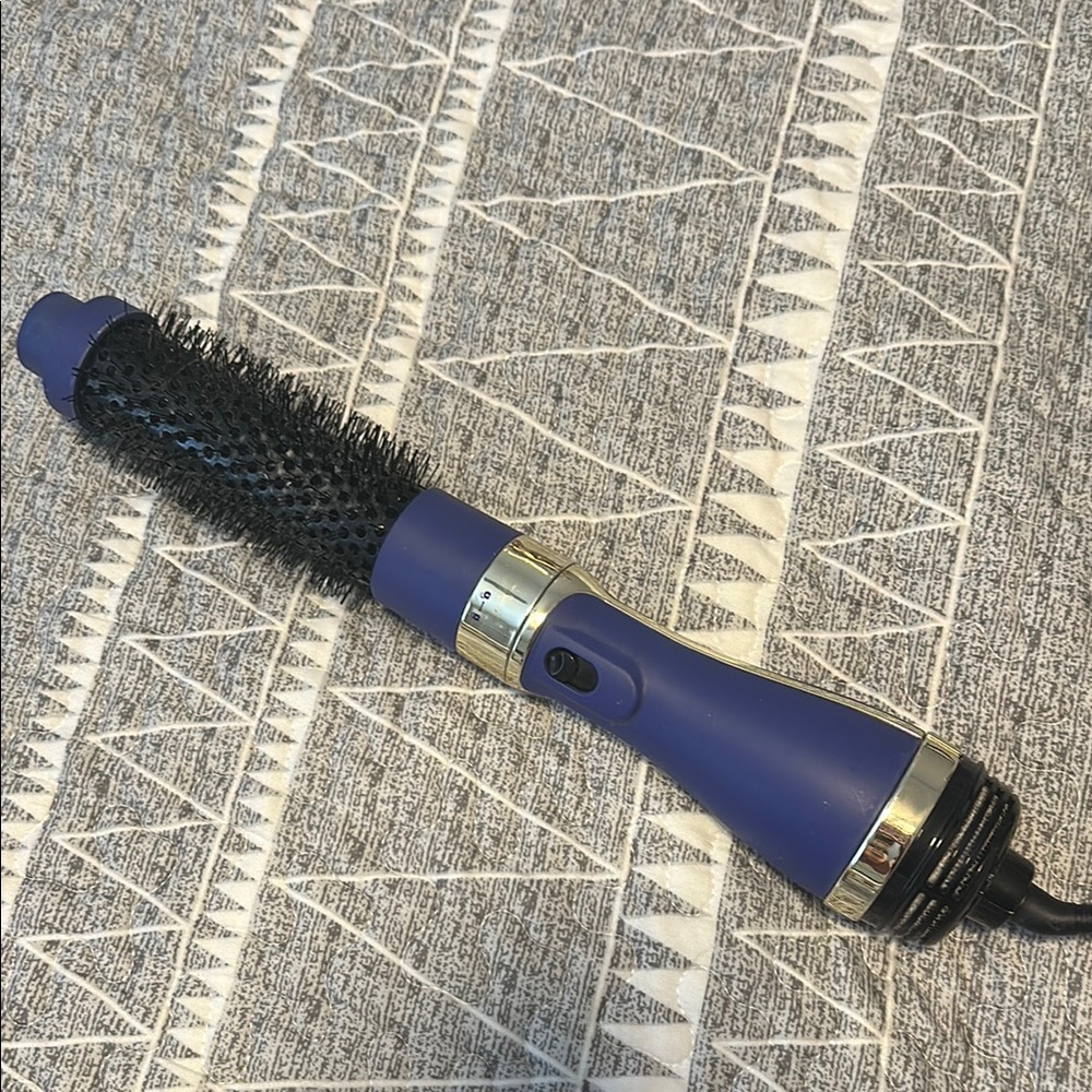 Hot Tools Blowout Round Brush